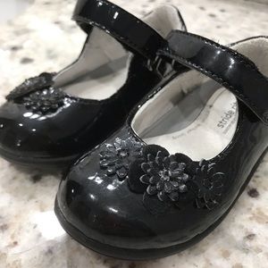 Stride Rite Black Dress Shoes